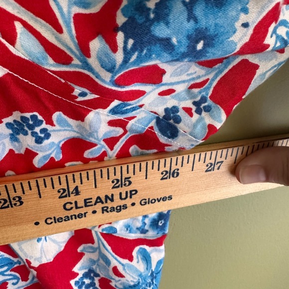 Chaps Womens 3X Red Blue Floral No Iron Button Down Shirt Tunic Top - Picture 7 of 7